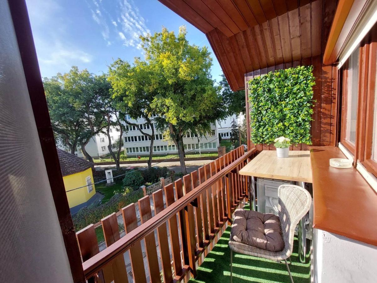 Summer House Apartman Debrecen Buitenkant foto